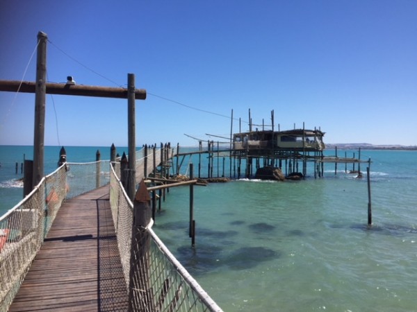 Trabocchi - zvláštne kreatúry na mori a okolité klenoty