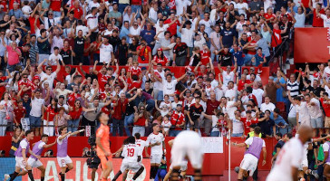 Barcelona utrpěla velké překvapení, když prohrála se Sevillou 1:4