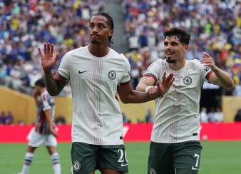 João Pedro skóroval, Chelsea postoupila